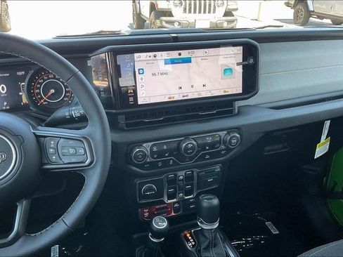 New 2025 Jeep Gladiator Willys image 5