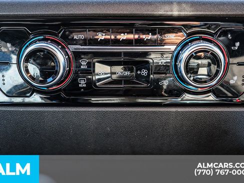 Used 2023 GMC Sierra 1500 Elevation image 38