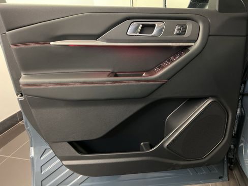 New 2026 Ford Explorer ST-Line w/ ST-Line Street Pack image 30