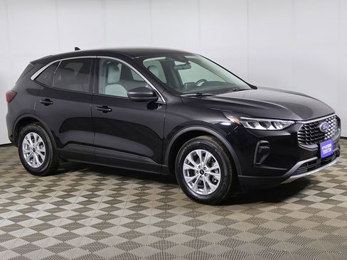 Used 2024 Ford Escape Active image 41