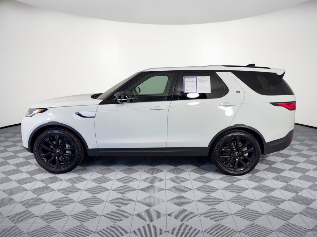 Used 2026 Land Rover Discovery S AWD/4WD image 2