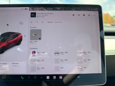 Used 2021 Tesla Model Y Long Range image 19