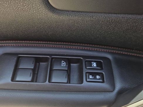 Used 2013 Nissan Rogue SL AWD/4WD image 11