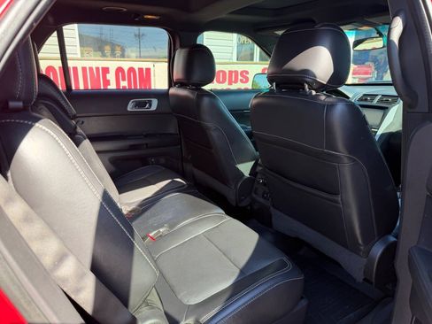 Used 2015 Ford Explorer Sport w/ Equipment Group 401A AWD/4WD image 11