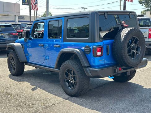 Used 2024 Jeep Wrangler Unlimited AWD/4WD image 7