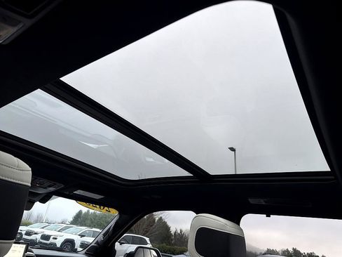 Used 2025 Toyota Sequoia Capstone image 19