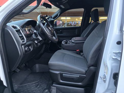 Used 2021 RAM 3500 Tradesman image 11