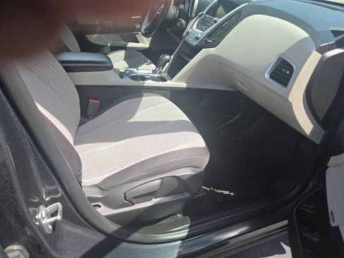 Used 2017 Chevrolet Equinox LT w/ Convenience Package image 7