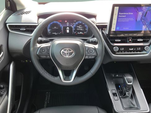 Certified 2026 Toyota Corolla Cross XLE w/ Convenience Package AWD/4WD image 15