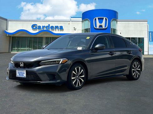 Certified 2024 Honda Civic EX-L image 3
