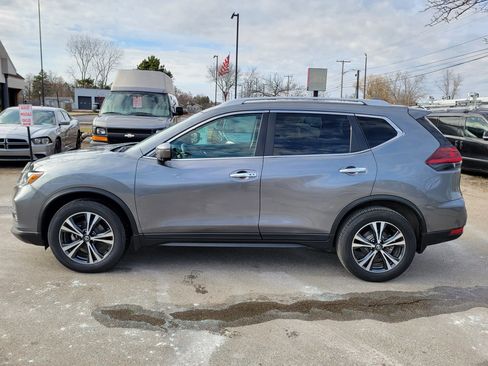 Used 2020 Nissan Rogue SV image 7