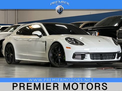 Used 2019 Porsche Panamera 4 AWD/4WD image 1