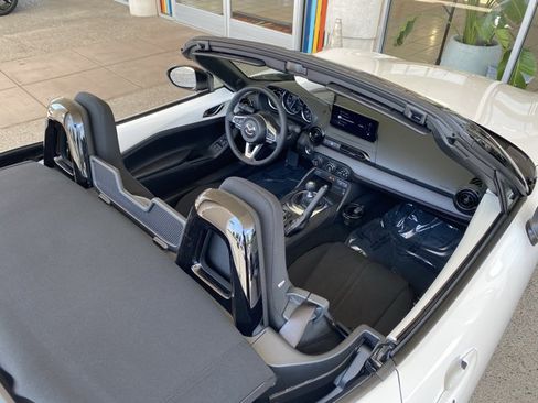 New 2026 MAZDA MX-5 Miata Club RWD image 29