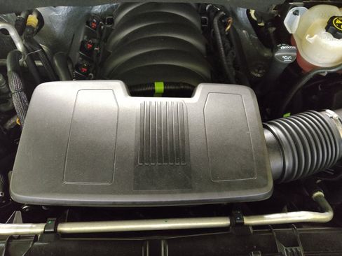 Used 2019 Chevrolet Silverado 1500 LT w/ All-Star Edition AWD/4WD image 30