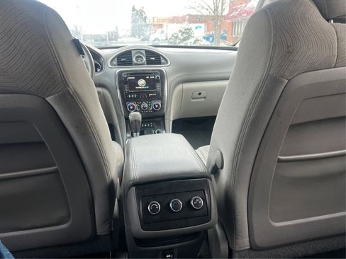 Used 2017 Buick Enclave Convenience FWD image 21