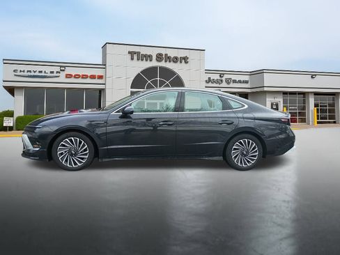 Used 2024 Hyundai Sonata Limited image 2