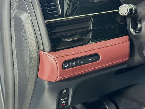 New 2026 INFINITI QX80 Autograph w/ Premium Cargo Package image 12