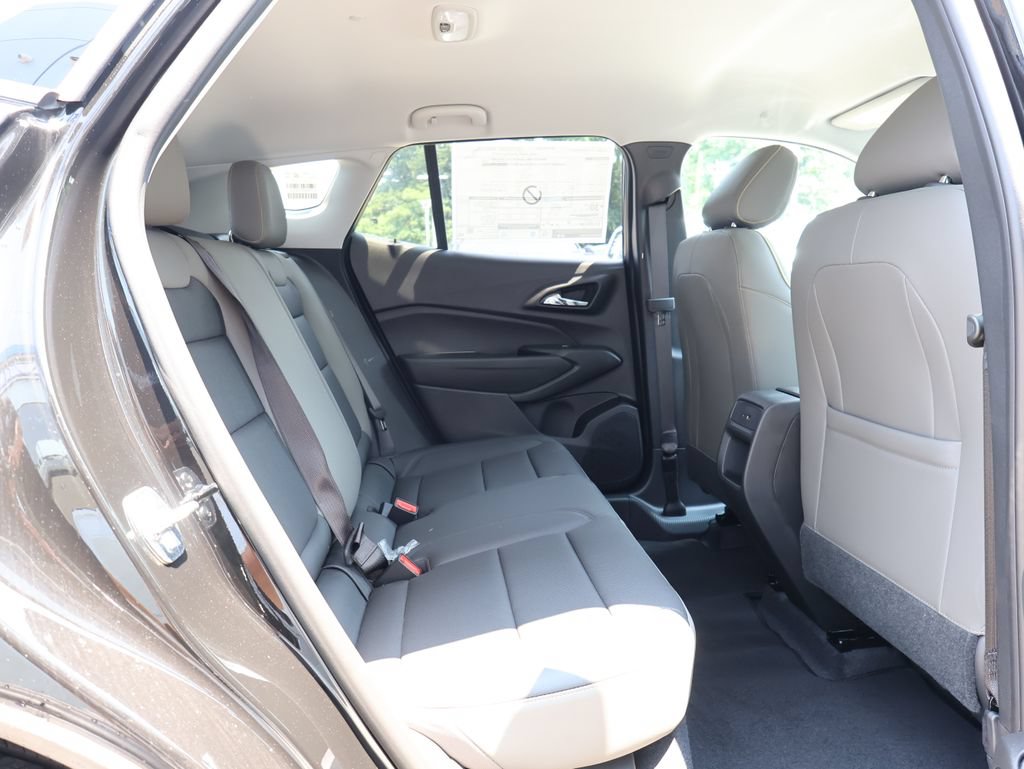 New 2026 Chevrolet Trax ACTIV w/ Driver Confidence Package FWD image 29