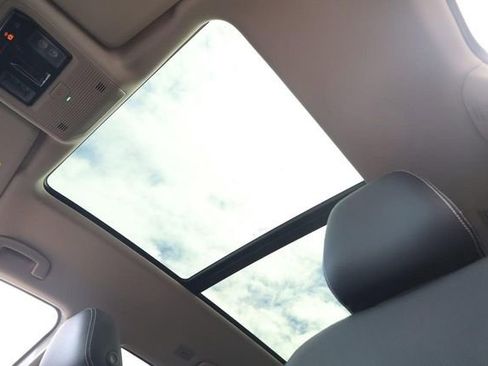 New 2026 Volkswagen Atlas SEL image 12