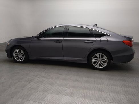 Used 2018 Honda Accord LX image 3