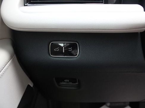 New 2026 Lincoln Navigator Reserve AWD/4WD image 39