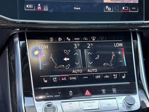 Used 2023 Audi Q7 3.0T Prestige image 21