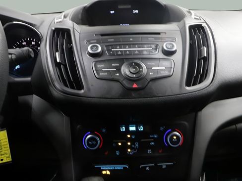 Used 2018 Ford Escape SE AWD/4WD image 15