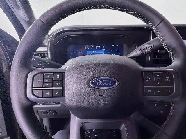 New 2026 Ford F350 Lariat w/ Lariat Premium Package AWD/4WD image 13