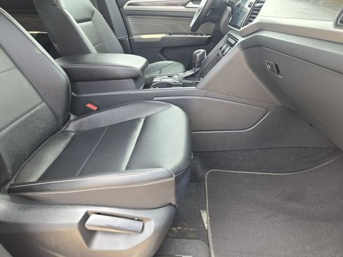 Used 2023 Volkswagen Atlas SE FWD image 15