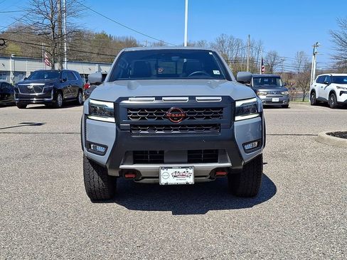 Used 2025 Nissan Frontier PRO-4X w/ Pro Premium Package AWD/4WD image 3