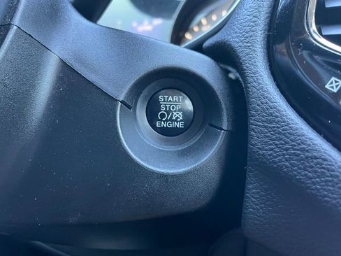 Used 2018 Jeep Compass Altitude image 19