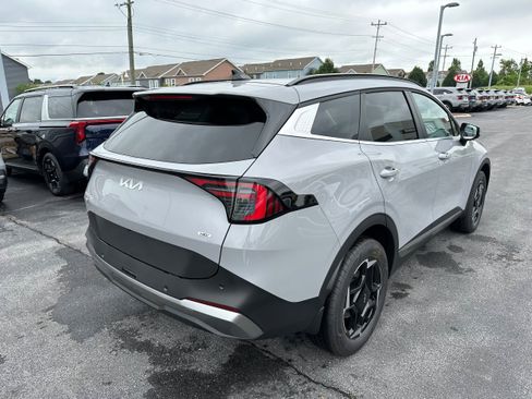 New 2026 Kia Sportage EX AWD/4WD image 5
