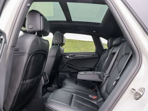 Certified 2026 Porsche Macan Turbo AWD/4WD image 45