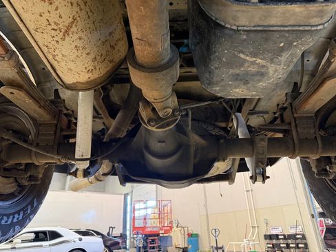 Used 2005 Ford F250 XL image 40