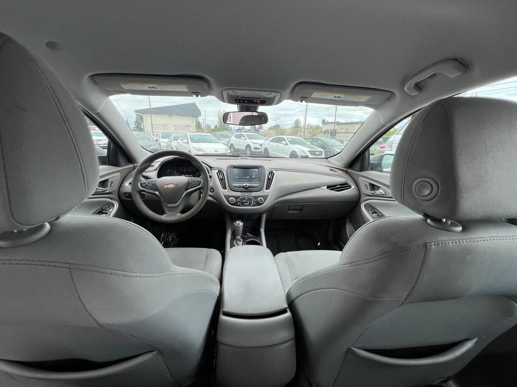 Used 2017 Chevrolet Malibu LS FWD image 12