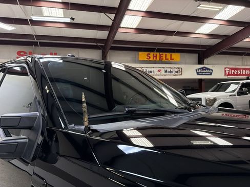 Used 2017 Ford F250 Platinum w/ Platinum Ultimate Package AWD/4WD image 45