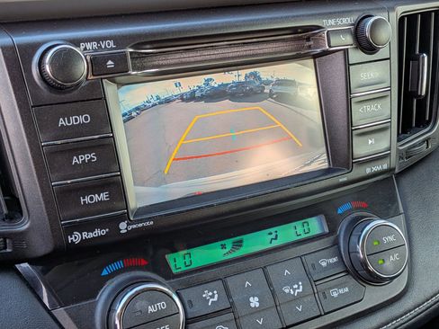 Used 2016 Toyota RAV4 XLE image 20