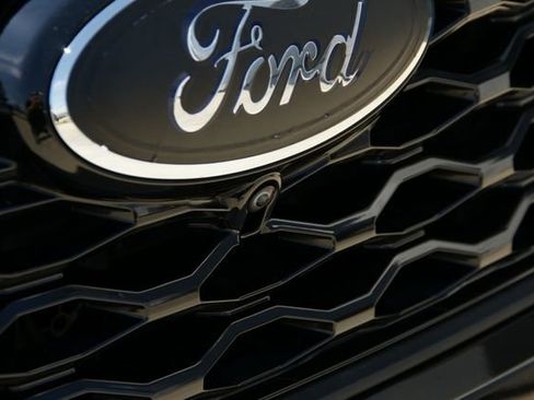 Certified 2023 Ford Explorer ST w/ Equipment Group 401A AWD/4WD image 8