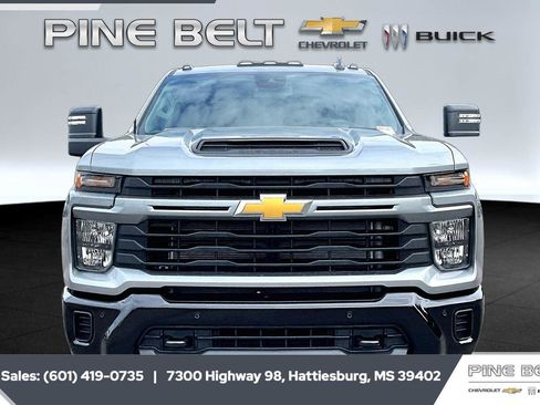 New 2026 Chevrolet Silverado 2500 Custom AWD/4WD image 3