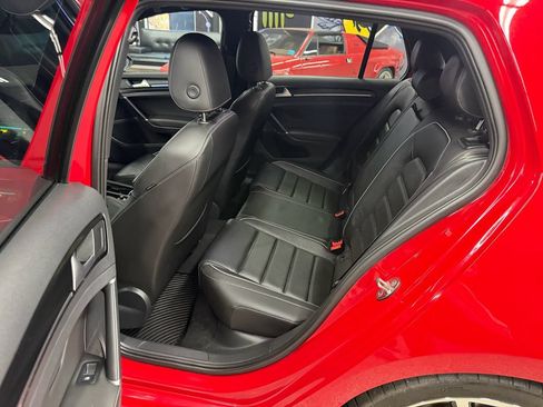 Used 2019 Volkswagen Golf R 4-Door AWD/4WD image 13