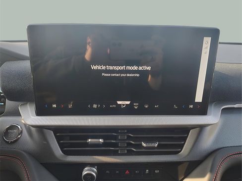 New 2026 Ford Explorer ST-Line w/ ST-Line Street Pack image 18