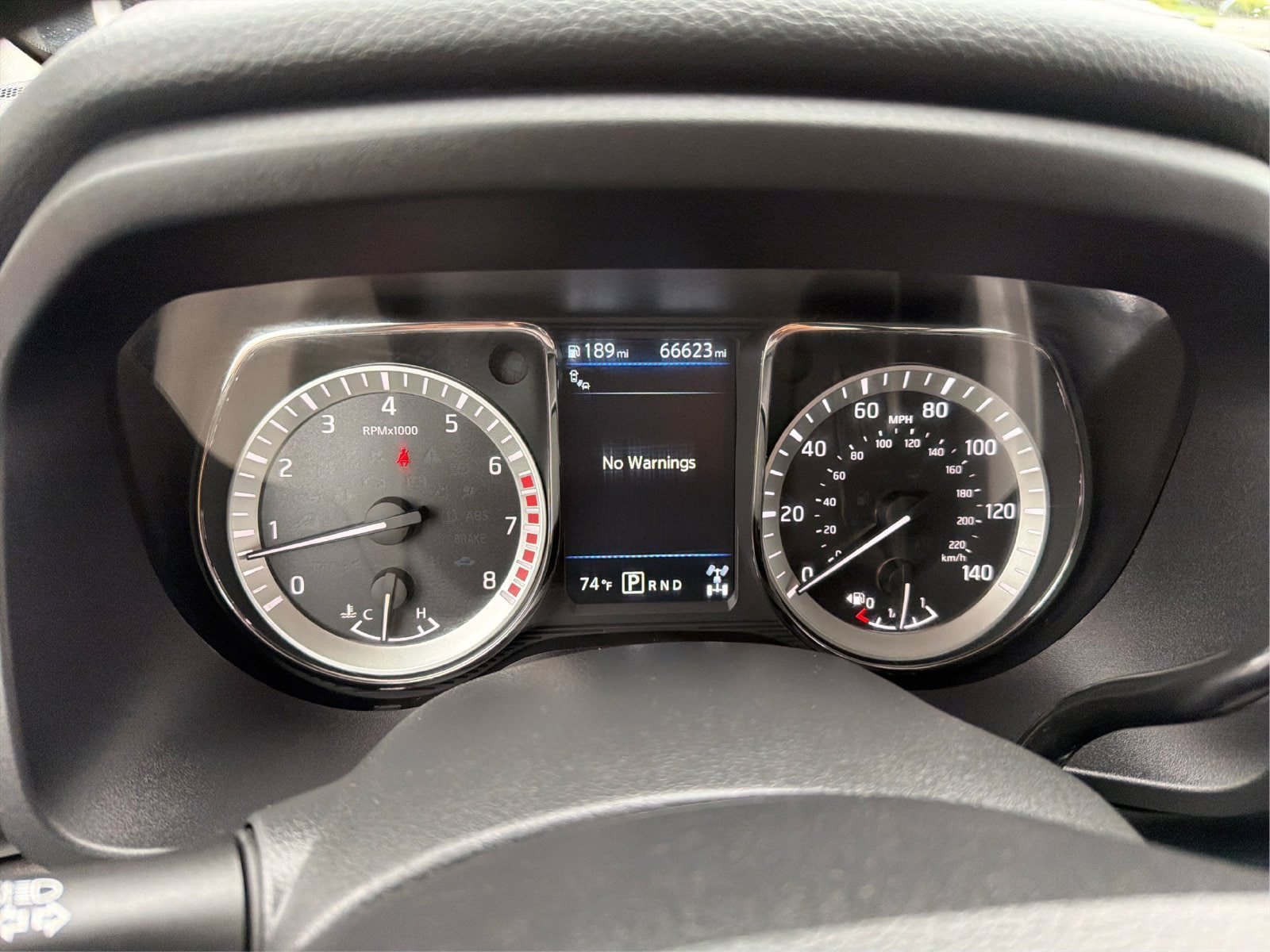 Used 2019 Nissan Titan SV w/ SV Convenience Package AWD/4WD image 17