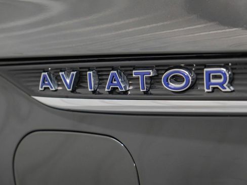 Used 2020 Lincoln Aviator Black Label Grand Touring w/ Class IV Trailer Tow Package image 54