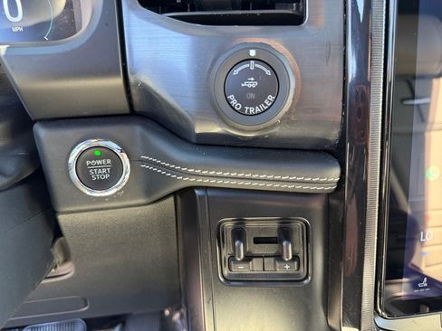 Used 2024 Ford F150 Lightning Platinum AWD/4WD image 32