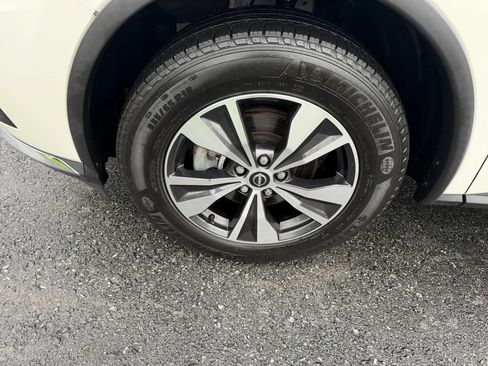 Used 2024 Nissan Murano SV AWD/4WD image 41