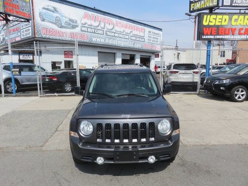 Used 2016 Jeep Patriot High Altitude AWD/4WD image 6