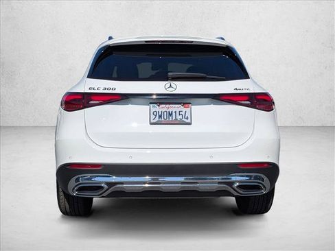 Certified 2026 Mercedes-Benz GLC 300 4MATIC image 8