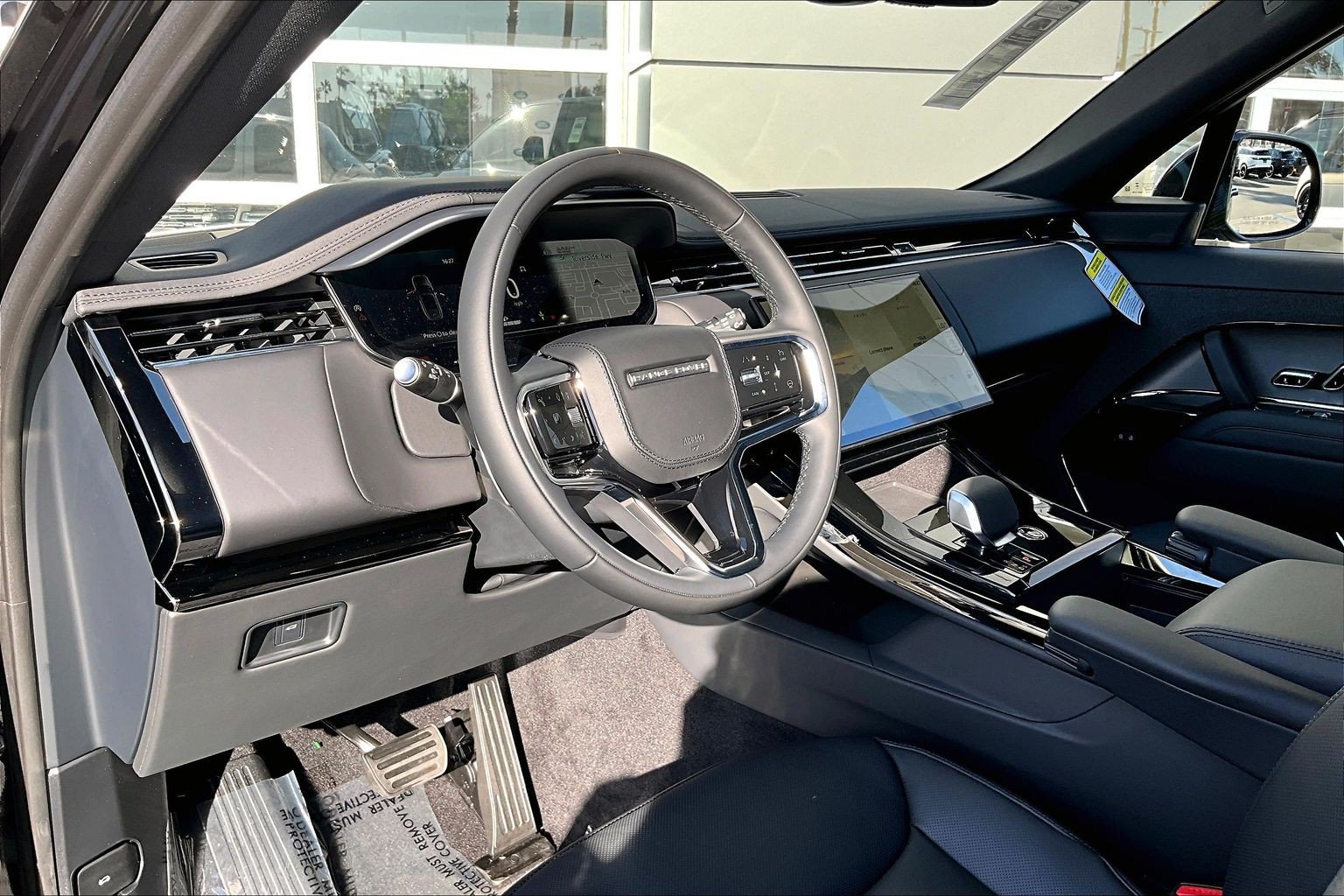 New 2027 Land Rover Range Rover Sport SE AWD/4WD image 6