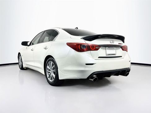 Used 2017 INFINITI Q50 3.0t Premium w/ Cargo Package (L95) RWD image 11