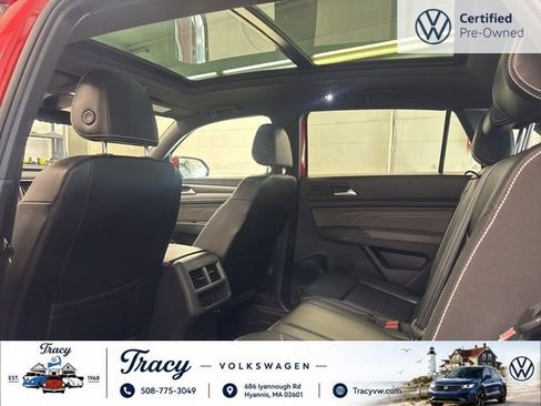 Certified 2022 Volkswagen Atlas Cross Sport SEL R-Line AWD/4WD image 23
